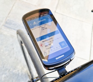 MASSIV: Touchskjermen på den nye Garmin Edge 1040 er stor, og det samme er batterikapasiteten. Foto: Knut Andreas Lone MASSIV: Touchskjermen på den nye Garmin Edge 1040 er stor, og det samme er batterikapasiteten. Foto: Knut Andreas Lone