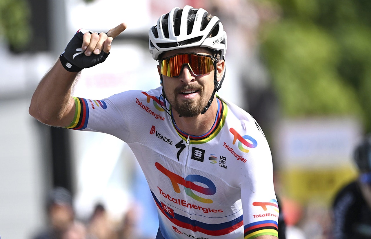 PÅ START MED MOTOR: Peter Sagan stiller til start i elsykkel-VM i Les Gets. Foto: Cor Vos. peter sagan elsykkel vm les gets