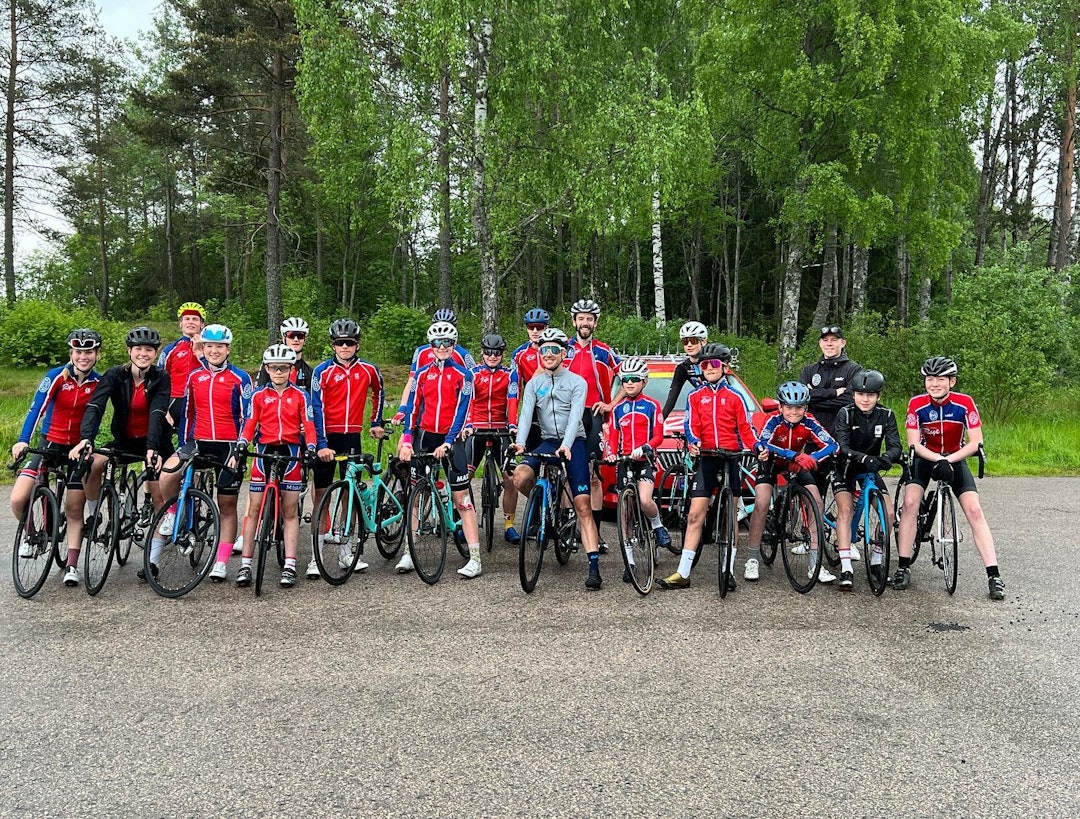 FREMTIDEN: Tilrettelegging for fremtidens syklister kan ikke gjøres av private treningsgrupper, der må klubbene og organisasjonene bidra, skriver McKenzie. Illustrasjonsfoto: Privat. FREMTIDEN: Tilrettelegging for fremtidens syklister kan ikke gjøres av private treningsgrupper, der må klubbene og organisasjonene bidra, skriver McKenzie. Illustrasjonsfoto: Privat.