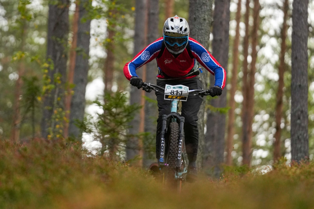 HØSTRITT: Endurosyklistene fikk en fin avslutning på norgescupen i Trysils skoger. Foto: Jonas Sjögren/Trysil Bike Arena trysil enduro 2022 resultater