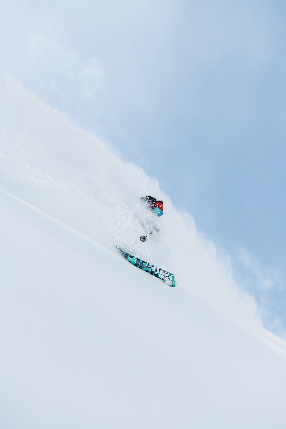 GOTCHA: John Crawford-Currie går inn i tåka ved Gotschnagrat. Foto: Mattias Fredriksson GOTCHA: John Crawford-Currie går inn i tåka ved Gotschnagrat. Foto: Mattias Fredriksson