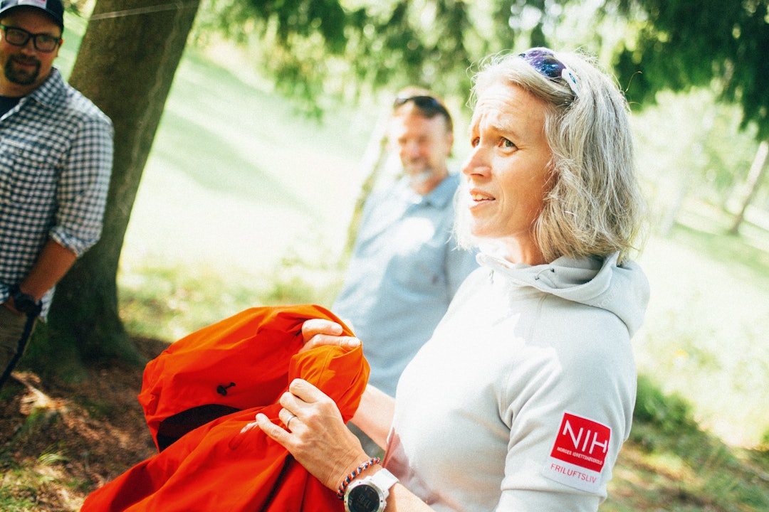 FUNKER: Jannicke Høyem med jakka hun ikke ville kjøpt i dag, men som stadig blir valgt fordi den funker. FUNKER: Jannicke Høyem med jakka hun ikke ville kjøpt i dag, men som stadig blir valgt fordi den funker.