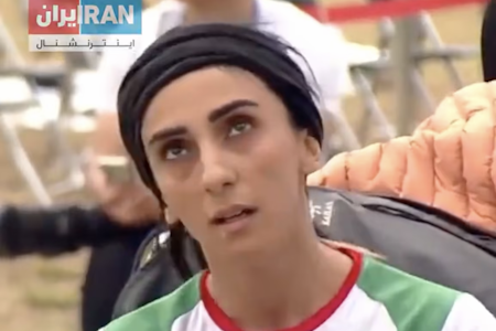 USIKKERT: Elnaz Rekabi under Asia-mesterskapet sist helg. Nå er det usikkert hvor den iranske kvinnen befinner seg. Foto: Det internasjonale klatreforbundet IFSC