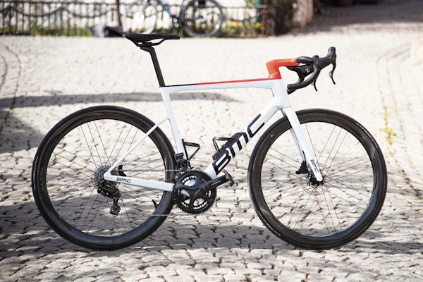 FORBILDE: BMC TeamMachine har vært inspirasjonskilde for mange sykkelmodeller fra andre merker. Sykkelen er designet av norske Torgny Fjeldskaar FORBILDE: BMC TeamMachine har vært inspirasjonskilde for mange sykkelmodeller fra andre merker. Sykkelen er designet av norske Torgny Fjeldskaar