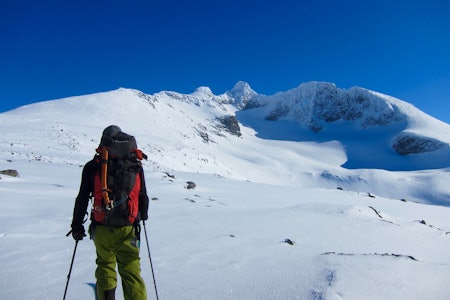 Mot Austabotntindane. Foto: Lisa Kvålshaugen Bjærum Mot Austabotntindane. Foto: Lisa Kvålshaugen Bjærum