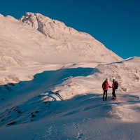 STOREHESTEN: Også kalt Kvamshesten er det mest markante fjellet i Sunnfjord. Foto: Sandra Lappegard