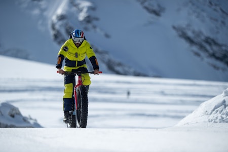 VIL KRYSSE ANTARKTIS: Omar Di Felice under forberedelsene til ekspedisjonen i Antarktis. Foto: @Mirrormedia.art VIL KRYSSE ANTARKTIS: Omar Di Felice under forberedelsene til ekspedisjonen i Antarktis. Foto: @Mirrormedia.art