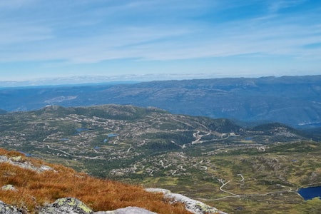 TOPPEN ER IKKE NÅDD: Ifølge NINA er arealet som er satt av til fritidsboliger er fire ganger størrelsen til Mjøsa. Bildet er fra Flå i Hallingdal. Foto: Marianne Evju flå