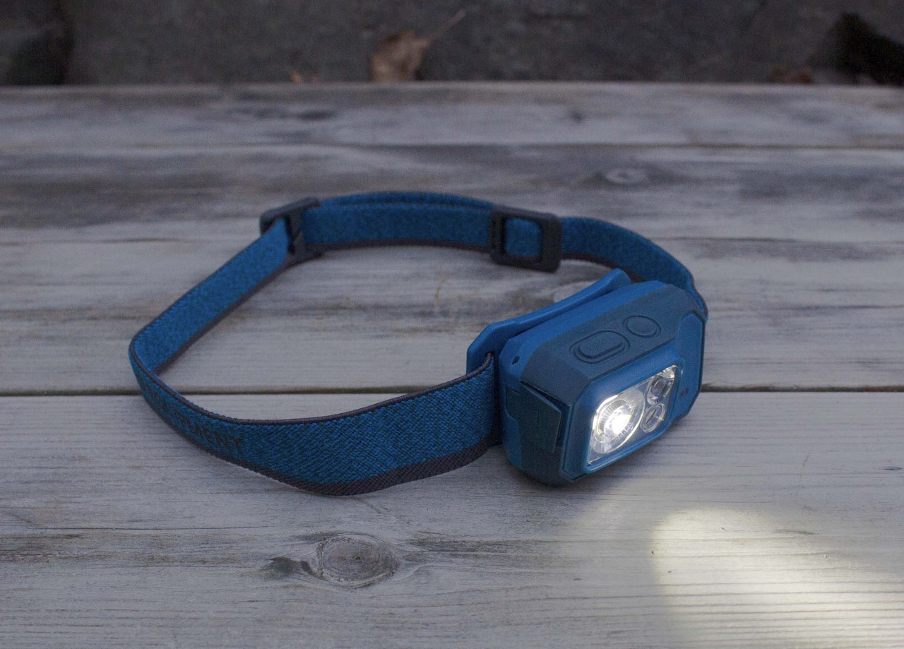 TESTET: Black Diamond Storm 500-R har enkelt design, god batterikaapasitet og inntil 500 lumen. Foto: Gunhild Aaslie Soldal TESTET: Black Diamond Storm 500-R har enkelt design, god batterikaapasitet og inntil 500 lumen. Foto: Gunhild Aaslie Soldal