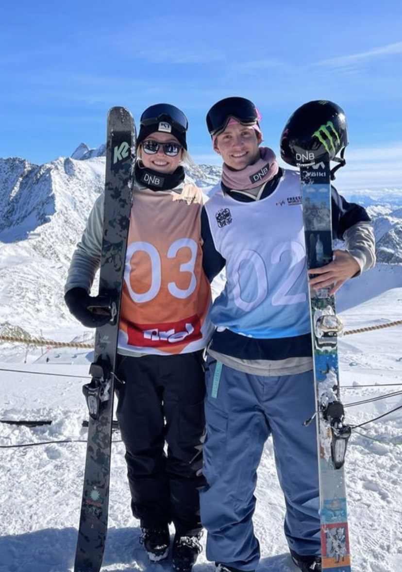 DOBBELT NORSK: Både Birk Ruud og Johanne Killi tok seier i dagens verdenscup i Stubai. Foto: Freeskilandslaget