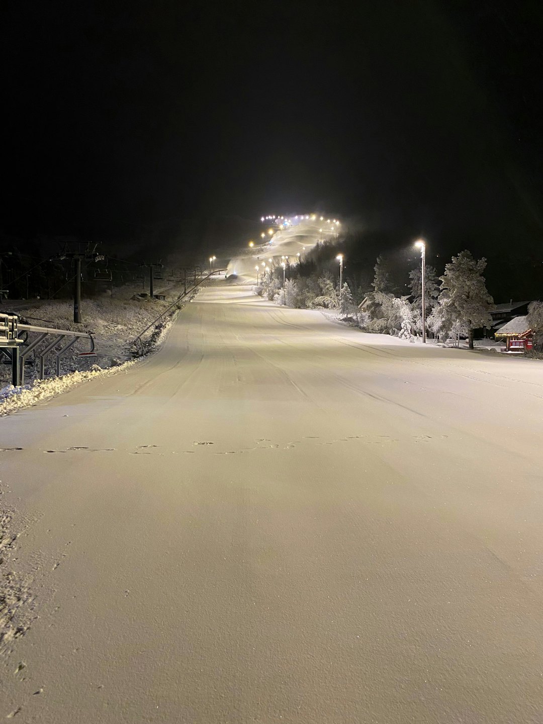 KLART TIL ÅPNING: Slik ser det ut på Geilo før åpningen. Foto: SkiGeilo Geilo.