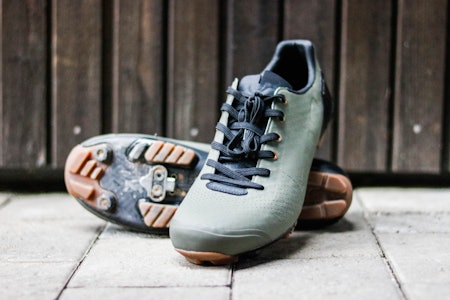 GRAVELSKO – MED LISSER: S–Works Recon Lace er Specializeds gravel–spesifikke sykkelsko. Foto: Knut Andreas Lone s–works recon lace gravel sykkelsko specialized