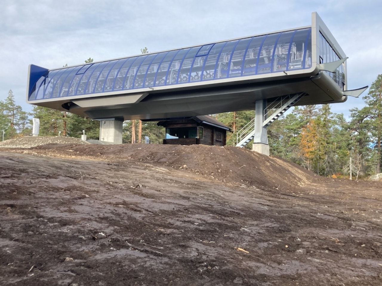 KONGSBERG: Etter 35 år med den gamle 4-seteren, kan skisenteret glede gjestene med en oppgradering. Foto: Henning Bjørset KONGSBERG: Etter 35 år med den gamle 4-seteren, kan skisenteret glede gjestene med en oppgradering. Foto: Henning Bjørset