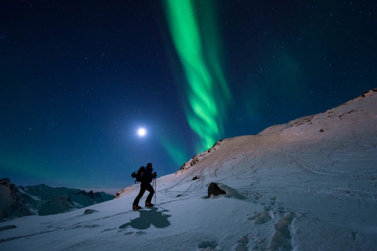 Om du legger turen tidlig i sesongen kan du oppleve denne kombinasjonen © Lars Mathisen / Visit Tromsø Om du legger turen tidlig i sesongen kan du oppleve denne kombinasjonen © Lars Mathisen / Visit Tromsø
