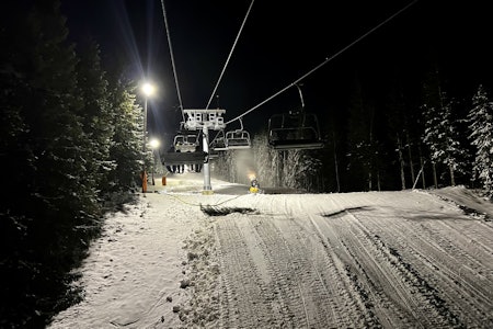 UTFORDRENDE: Alpinbransjen står ovenfor mange utfordringer, dersom de skal drifte anleggene både økonomisk og miljøvennlig. Foto: Fredrik Ouren Jostad UTFORDRENDE: Alpinbransjen står ovenfor mange utfordringer, dersom de skal drifte anleggene både økonomisk og miljøvennlig. Foto: Fredrik Ouren Jostad