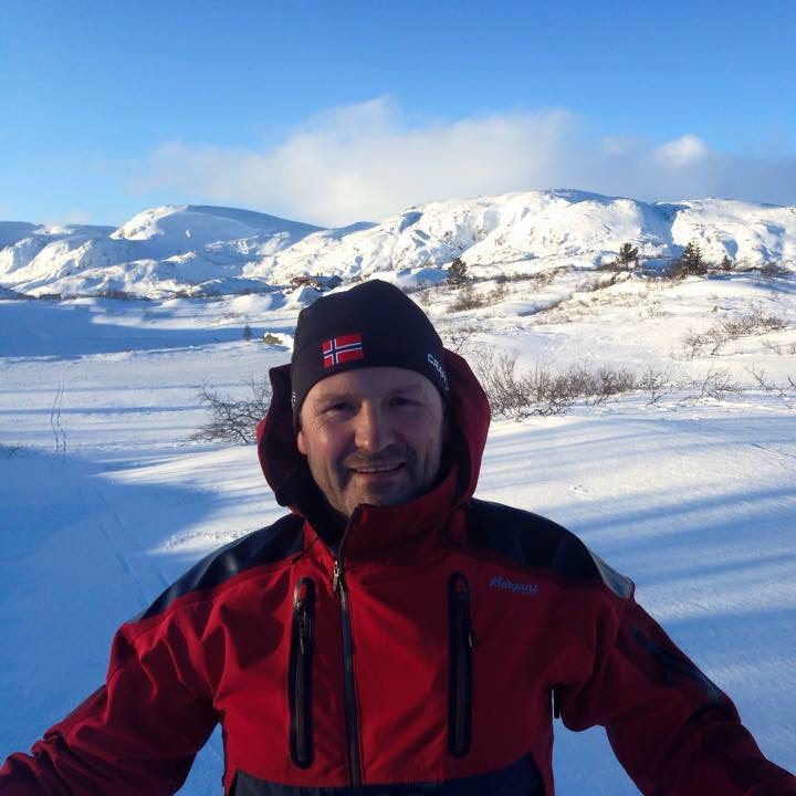 SKUFFET: Svenn Magne Brokke, daglig leder ved Brokke Alpinsenter, er ikke fornøyd med regjeringens tiltak. Foto: Privat SKUFFET: Svenn Magne Brokke, daglig leder ved Brokke Alpinsenter, er ikke fornøyd med regjeringens tiltak. Foto: Privat