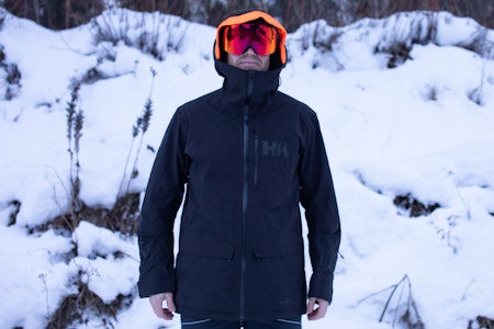Vi har testet Helly Hansen Ridge Infinity shell jakke. Foto: Siv-Elin Skogen Vi har testet Helly Hansen Ridge Infinity shell jakke. Foto: Siv-Elin Skogen