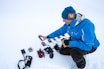 TEST AV SENDER/MOTTAKER: Tindevegleder og Skikompis-forfatter Christer Lundberg Nes har vært hovedansvarlig for denne testen. Foto: Håvard Myklebust test av skredsøkere