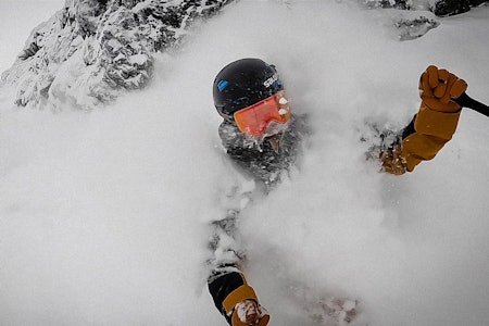 OLE KRISTIAN STRØM: Ikke bare var det en skikkelig base med snø, men de store nedbørsmengdene som kom, falt på 10-15 minus. Og det blir det fjorlett puddersnø av. OLE KRISTIAN STRØM: Ikke bare var det en skikkelig base med snø, men de store nedbørsmengdene som kom, falt på 10-15 minus. Og det blir det fjorlett puddersnø av.