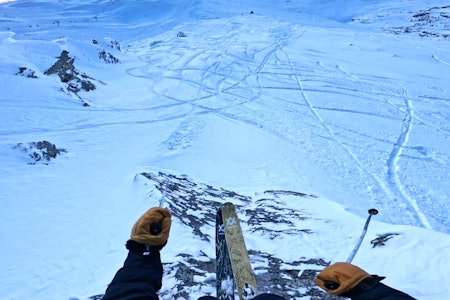 FART OG FLYT: Vetle Gangeskar kjørte fort og gikk stort, men da han skulle avslutte runnet sitt med en svært cork 7 ble det trøbbel. Se film under artikkelen! FART OG FLYT: Vetle Gangeskar kjørte fort og gikk stort, men da han skulle avslutte runnet sitt med en svært cork 7 ble det trøbbel. Se film under artikkelen!