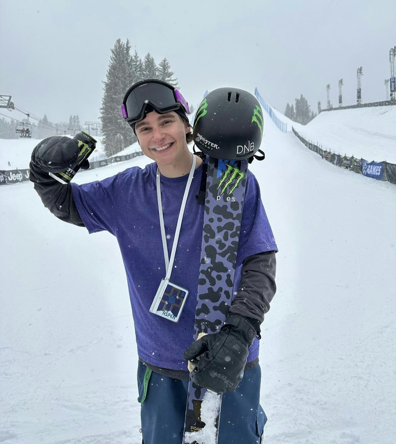 TILBAKE PÅ PALLEN: Ferdinand Dahl var en av få som landet et run i Aspen, det ble belønnet med en bronsemedalje. Foto: Freeskilandslaget TILBAKE PÅ PALLEN: Ferdinand Dahl var en av få som landet et run i Aspen, det ble belønnet med en bronsemedalje. Foto: Freeskilandslaget