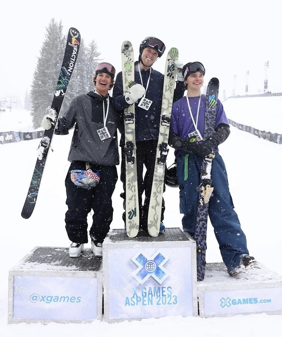 PALLEN: Colby Stevenson vant slopestylefinalen. På pallen fikk han besøk av Mac Forehand og Ferdinand Dahl. Foto: X Games