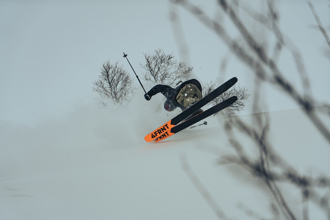 SÅ KLART! Det kan se ut som at puddersesongen omsider er i gang for Stinius Skjøtskift og andre pudderentusiaster i Oppdal. Foto: Christian Nerdrum SÅ KLART! Det kan se ut som at puddersesongen omsider er i gang for Stinius Skjøtskift og andre pudderentusiaster i Oppdal. Foto: Christian Nerdrum