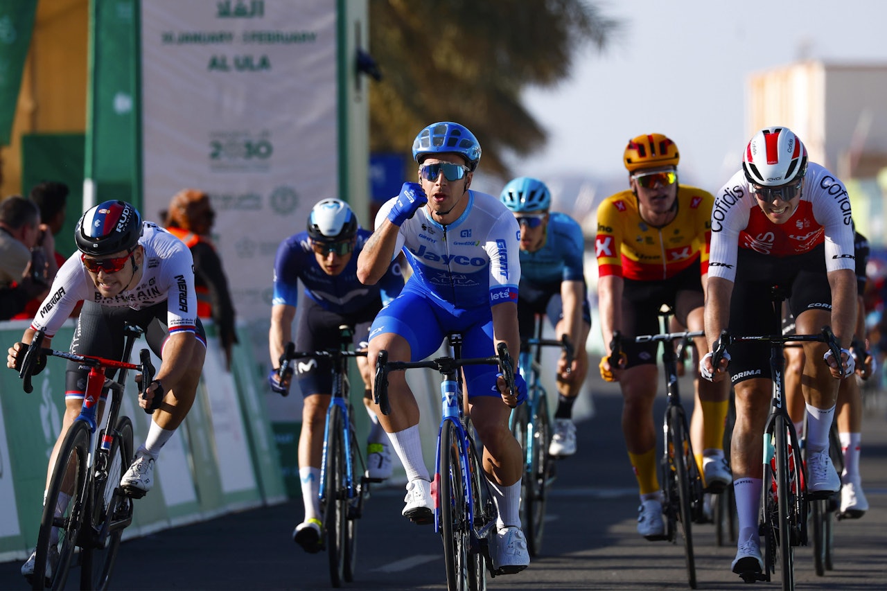FJERDEPLASS: Søren Wærenskjold kunne ikke gjøre noe med Dylan Groenwegen på 1. etappe av Saudi Tour. Foto: Cor Vos FJERDEPLASS: Søren Wærenskjold kunne ikke gjøre noe med Dylan Groenwegen på 1. etappe av Saudi Tour. Foto: Cor Vos