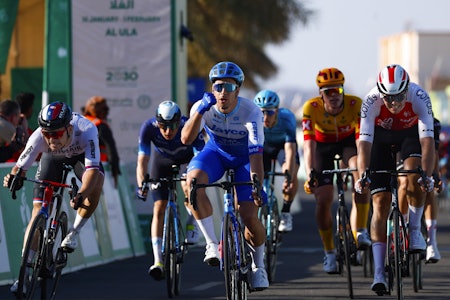 FJERDEPLASS: Søren Wærenskjold kunne ikke gjøre noe med Dylan Groenwegen på 1. etappe av Saudi Tour. Foto: Cor Vos FJERDEPLASS: Søren Wærenskjold kunne ikke gjøre noe med Dylan Groenwegen på 1. etappe av Saudi Tour. Foto: Cor Vos