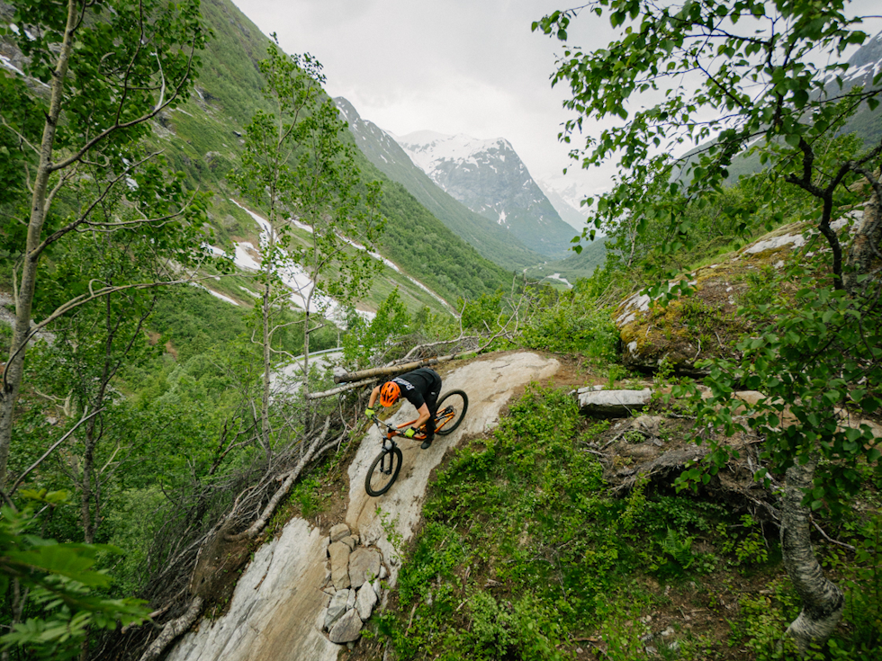 Har du sykla litt før men ønsker å finslipe teknikk? Bli med på stisykkelkurs for viderekomne! Foto: Brynjar Tvedt