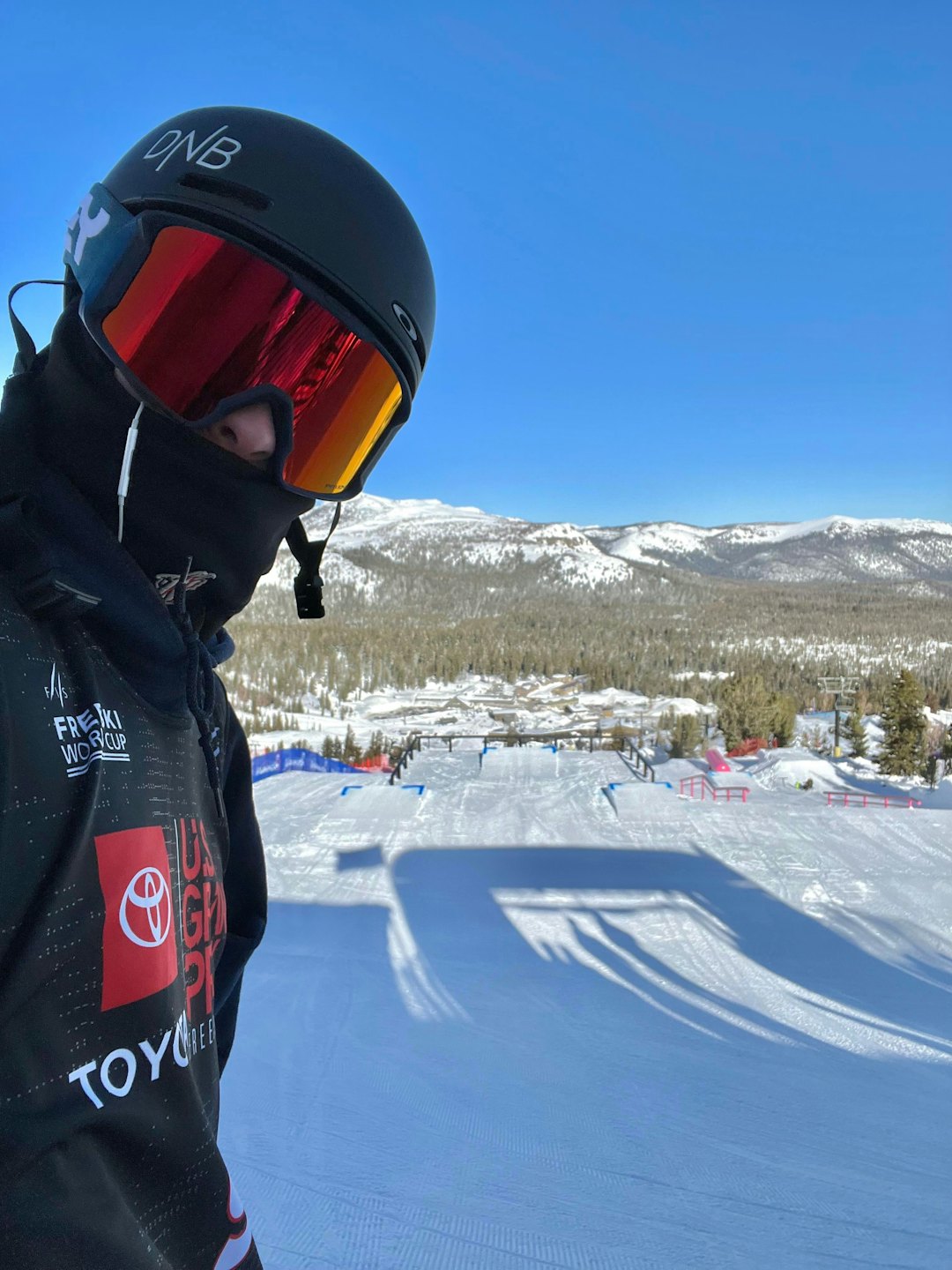 FORNØYD: Schjerve liker coursen i Mammoth, og røper at han går for teknisk railkjøring i finalen. Foto: privat FORNØYD: Schjerve liker coursen i Mammoth, og røper at han går for teknisk railkjøring i finalen. Foto: privat