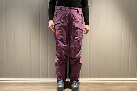 Helly Hansen Ws Aurora Infinity Shell Pants. Helly Hansen Ws Aurora Infinity Shell Pants.