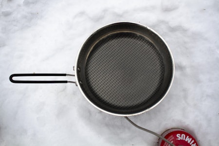 TEST AV TURSTEKEPANNER: GSI Gourmet Stainless Steel Fry Pan. Foto: Gunhild Soldal GSI Gourmet Stainless Steel Fry Pan 10" test