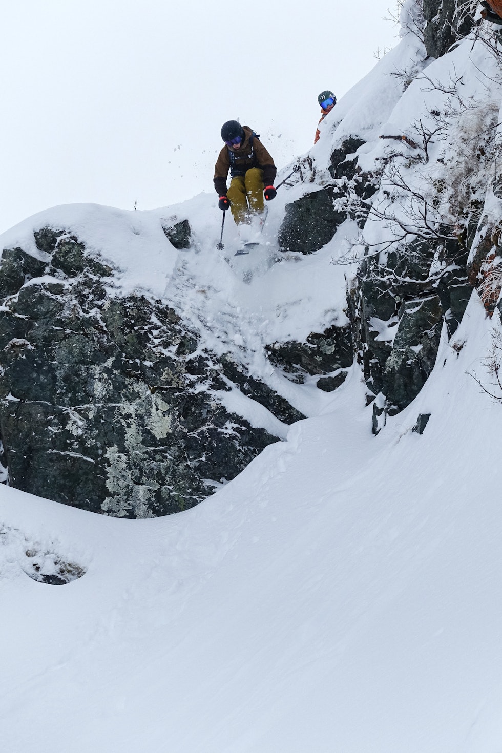 MICRO CORBET´S: Juniorkjører Erlend Wassdahl Meirik fikk prøvd seg i et klippeområde som de etterhvert døpte til Mikro Corbet´s. Foto: Tore Meirik MICRO CORBET´S: Juniorkjører Erlend Wassdahl Meirik fikk prøvd seg i et klippeområde som de etterhvert døpte til Mikro Corbet´s. Foto: Tore Meirik