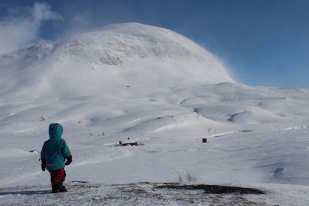GRESSDALSHYTTA: Hytta til Narvik og Omegn JFF ligger i mektige omgivelser med historisk sus. GRESSDALSHYTTA