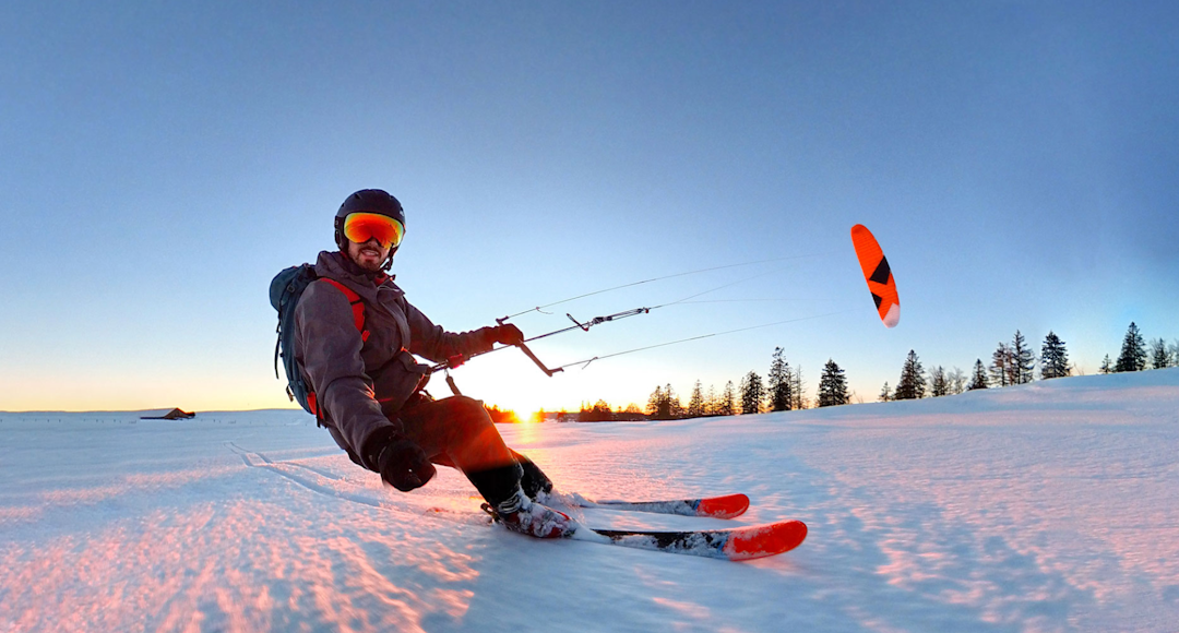 Kiting på snø | FRIFLYT.NO