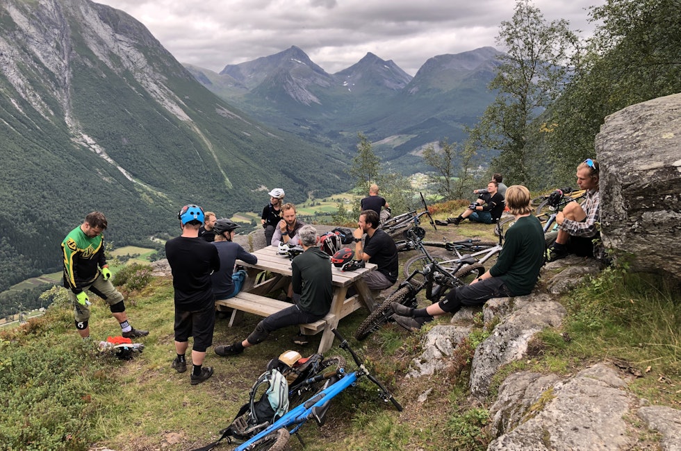 fjørå singletrack camp 2023