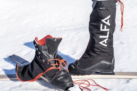 Alfa Outback APS 2.0 GTX er en meget gjennomtenkt, varm og behagelig skisko for de kravstore. Alfa Outback APS 2.0 GTX er en meget gjennomtenkt, varm og behagelig skisko for de kravstore.
