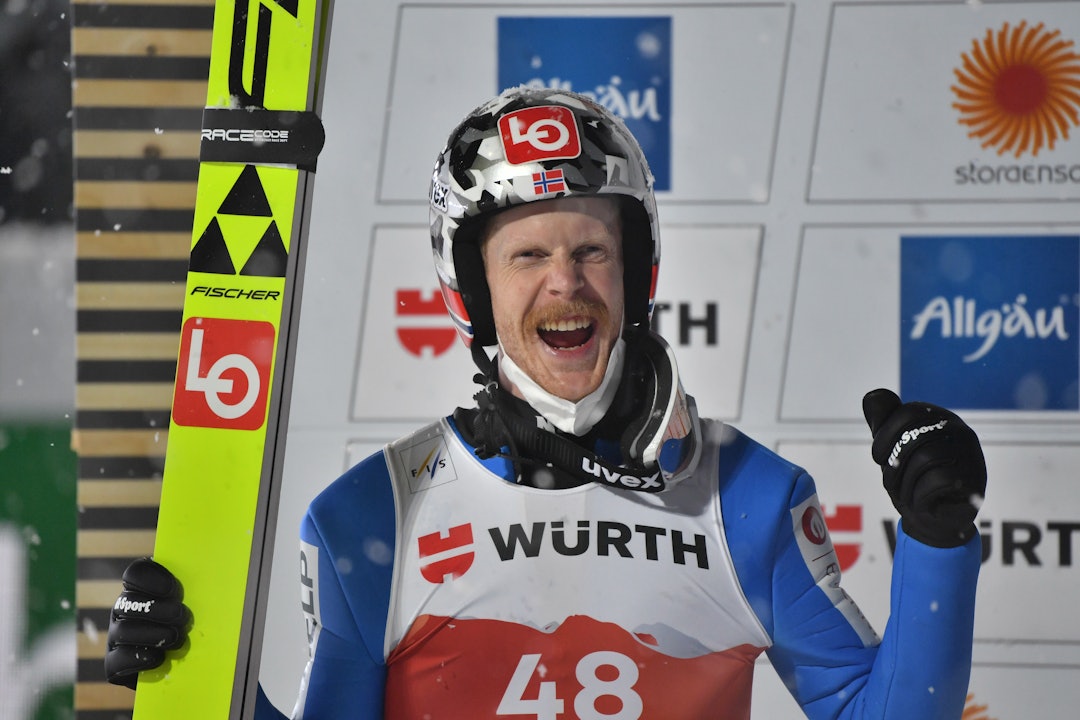IMPONERT: Skihopper Robert Johansson sier han aldri hadde turt å kopiere Anders Backes hopp i Vikersund. Foto: Bjørn S. Delebekk/VG
