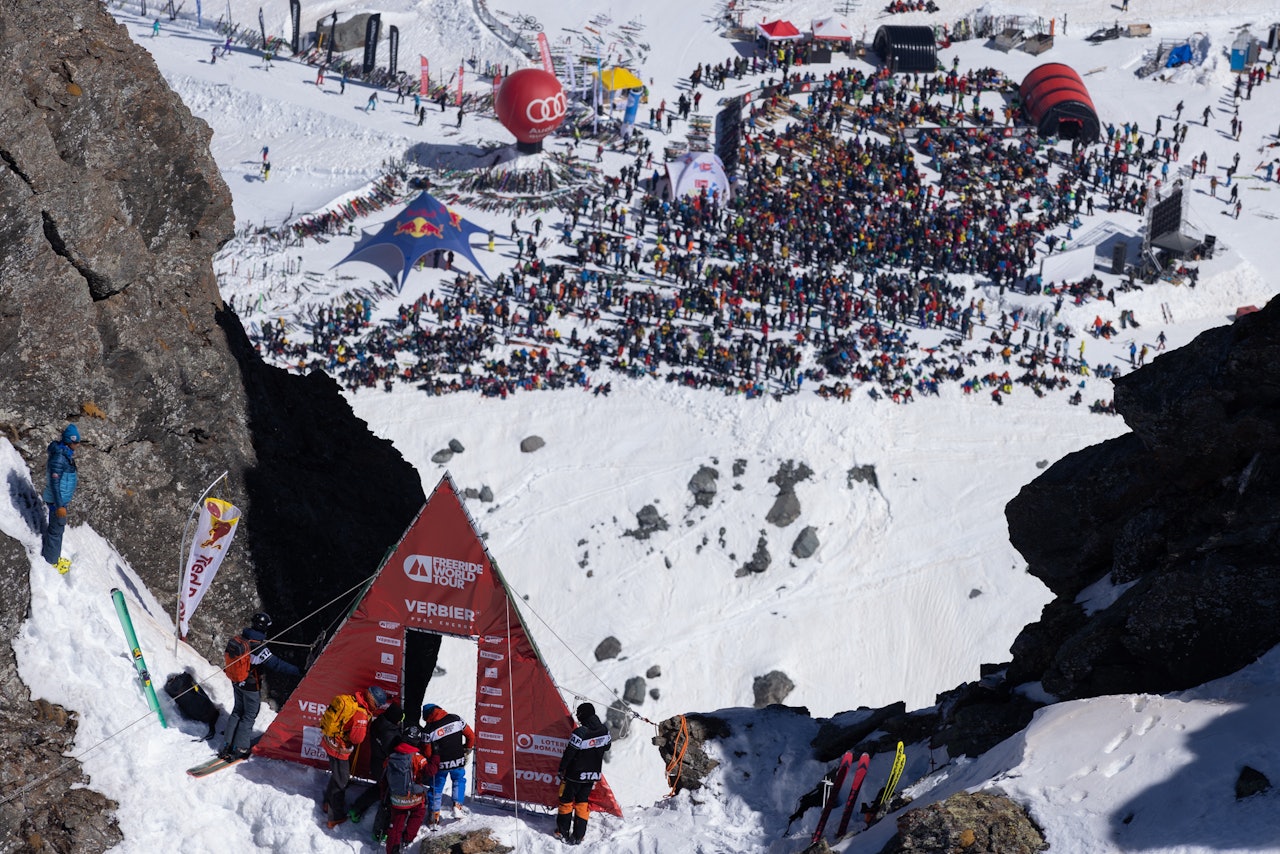 AVLYST: Den legendariske avslutningen av Freeride World Tour er avlyst på grunn av farlige forhold på Bec de Rosses i Verbier. Bildet er fra finalen i 2022. Foto: Dom Daher AVLYST: Den legendariske avslutningen av Freeride World Tour er avlyst på grunn av farlige forhold på Bec de Rosses i Verbier. Bildet er fra finalen i 2022. Foto: Dom Daher