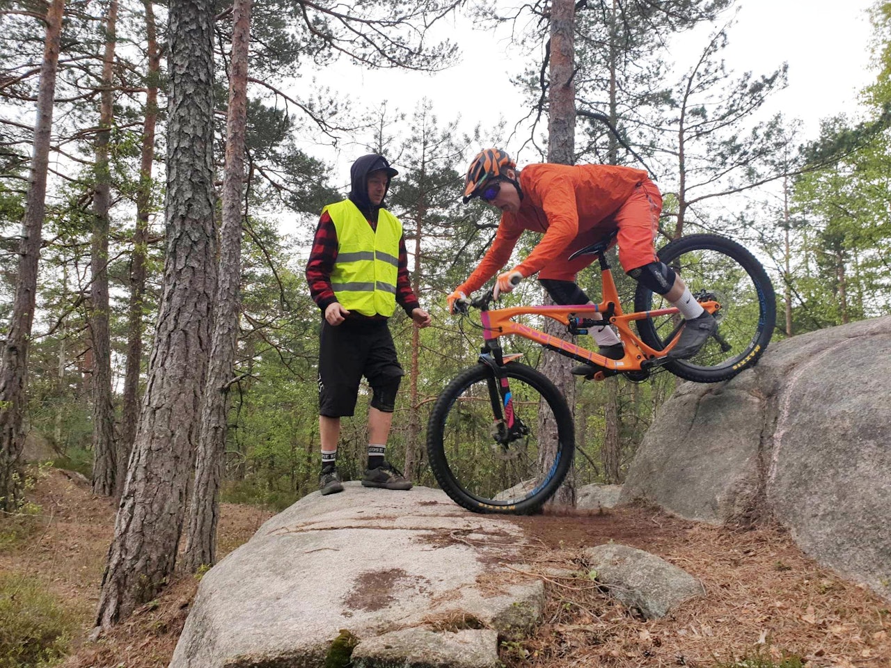 CRUXING: De som liker å bryne seg på tekniske utfordringer kan virkelig finne under Fredrikstad Cruxjam. Foto: Gresvik IF Stisyklister. fredrikstad cruxjam