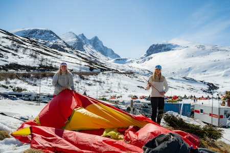 Telt er blant annet en av tingene du bør ha med deg til High Camp Turtagrø! Foto: Brynjar Tvedt