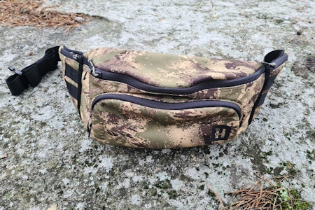 HUNTING WAIST PACK: Deer Stalker har fin kamuflasje og god passform til ryggen. harkila hunting waist pack deer stalker camo test hoftesekk