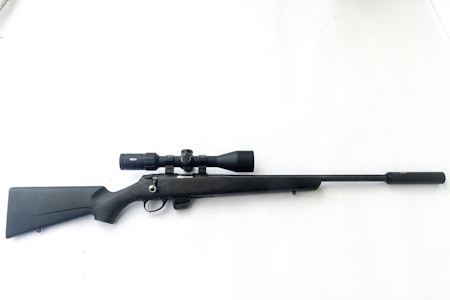TIKKA T1X MTR: Salongrifle rett klassisk syntetstokk TIKKA T1X MTR test salongrifle jeger