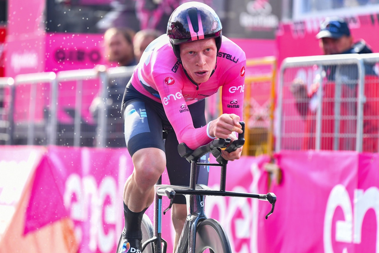 MISTET TRØYA: Andreas Leknessund mistet ledelsen i Giro d'Italia søndag. Foto: Cor Vos