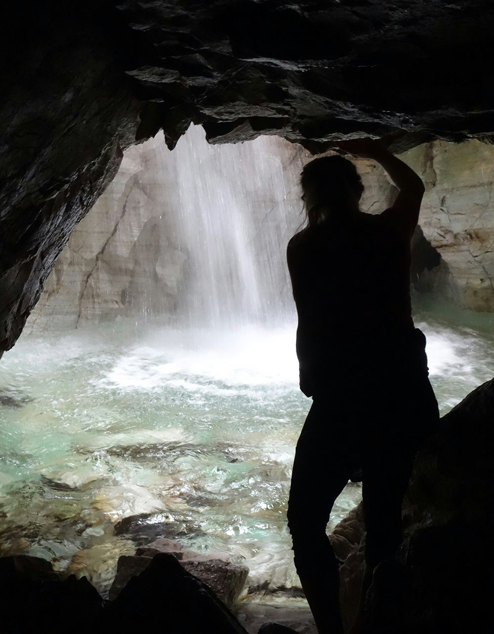 GROTTER: Mellom Eide og Elnesvågen i Fræna i Møre og Romsdal, finner du kalksteins-grottene Trollkyrkja. De er de eneste av sitt slag i Sør-Norge, og det er marmoren som gjør den helt spesiell. Foto: Sandra Lappegard GROTTER: Mellom Eide og Elnesvågen i Fræna i Møre og Romsdal, finner du kalksteins-grottene Trollkyrkja. De er de eneste av sitt slag i Sør-Norge, og det er marmoren som gjør den helt spesiell. Foto: Sandra Lappegard