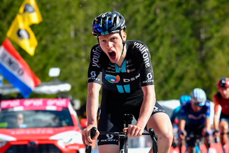 SLET: Andreas Leknessund fikk det tøft da det ble som brattest på fredagens etappe. Foto: Cor Vos SLET: Andreas Leknessund fikk det tøft da det ble som brattest på fredagens etappe. Foto: Cor Vos