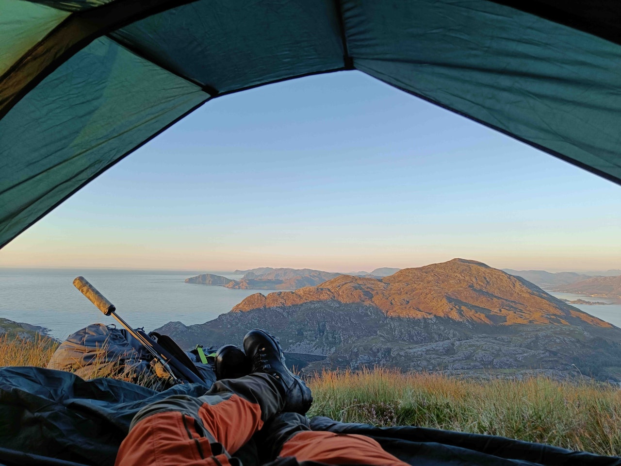 UTSIKT I VINNERKLASSE: Folkejuryen har talt, dette flotte stemningsbildet dro i land seieren i andre runde. (Foto: Ben Johan Brandshaug) UTSIKT I VINNERKLASSE: Folkejuryen har talt, dette flotte stemningsbildet dro i land seieren i andre runde. (Foto: Ben Johan Brandshaug)