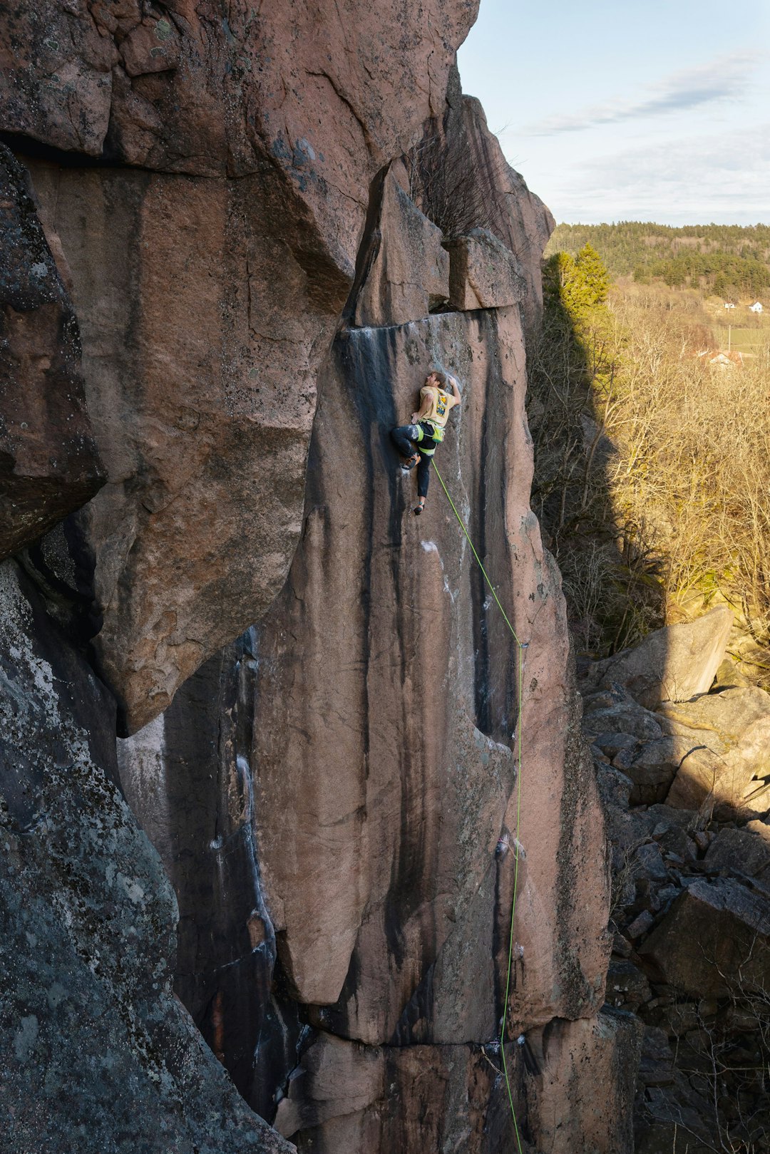 Masculine 8/8+ R/X: I føreren står dette om ruta: "Något för den modige klättraren uten familj eller näre vänner". Kristoffer har både familie og en haug med venner, men mener at heller ikke denne ruta er så aller verst sikret. Masculine 8/8+ R/X: I føreren står dette om ruta: "Något för den modige klättraren uten familj eller näre vänner". Kristoffer har både familie og en haug med venner, men mener at heller ikke denne ruta er så aller verst sikret.