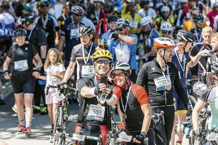 EN ANNEN HVERDAG: Vätternrundan har blitt en sykkelfest for mosjonistene. Framover vil stadig flere nordmenn ta turen hit. FOTO: Peter Blomberg, Vätternrundan EN ANNEN HVERDAG: Vätternrundan har blitt en sykkelfest for mosjonistene. Framover vil stadig flere nordmenn ta turen hit. FOTO: Peter Blomberg, Vätternrundan